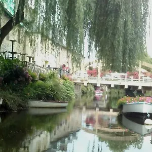 Charmante Maison De Bourg Pontrieux